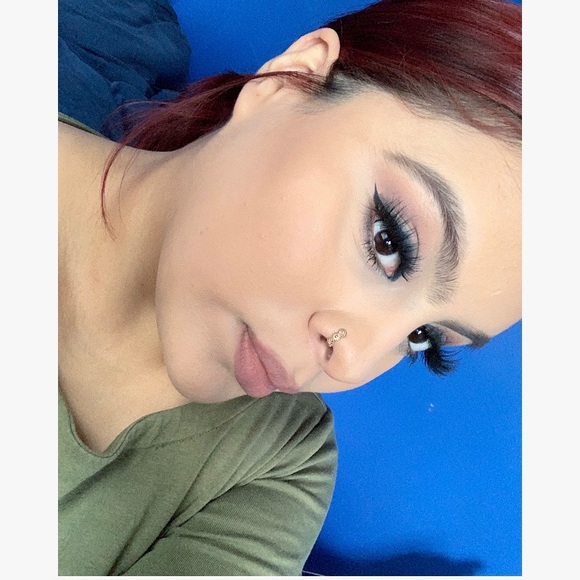 Meet your Posher, Nataly - Picture 1 of 1